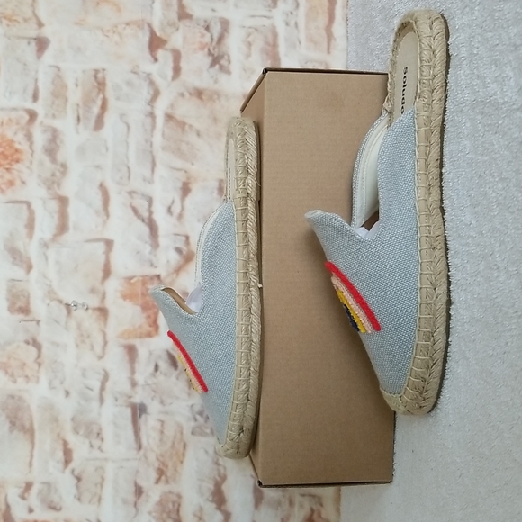 New Soludos Rainbow Embroidered Espadrille Mules - Picture 5 of 9